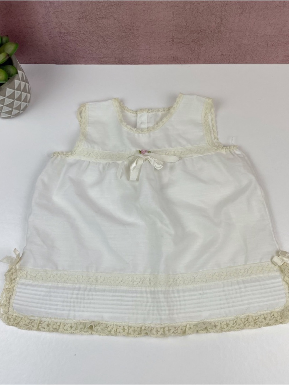 Her Majesty Vintage Cream White Lace Dress Baby Girl Size 12 Months Lightweight